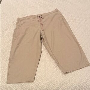 2 x capri pants in light latte linen  adjustible tie front and stretch band back